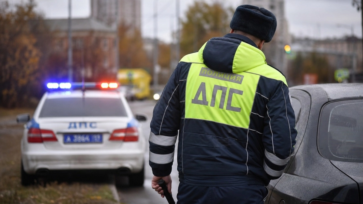 В Краснодаре водителя с поддельными правами отстранили от управления и эвакуировали авто